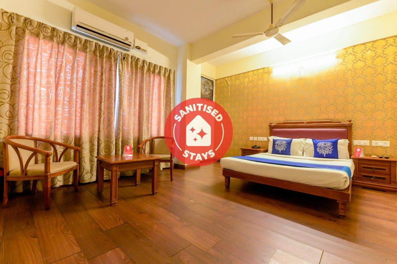 OYO 4802 COCHIN CITY RESIDENCY КОЧЧИ